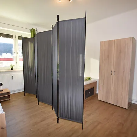 Perfekt Fuer Gruppen, 5 Einzelbetten Apartamento Graz